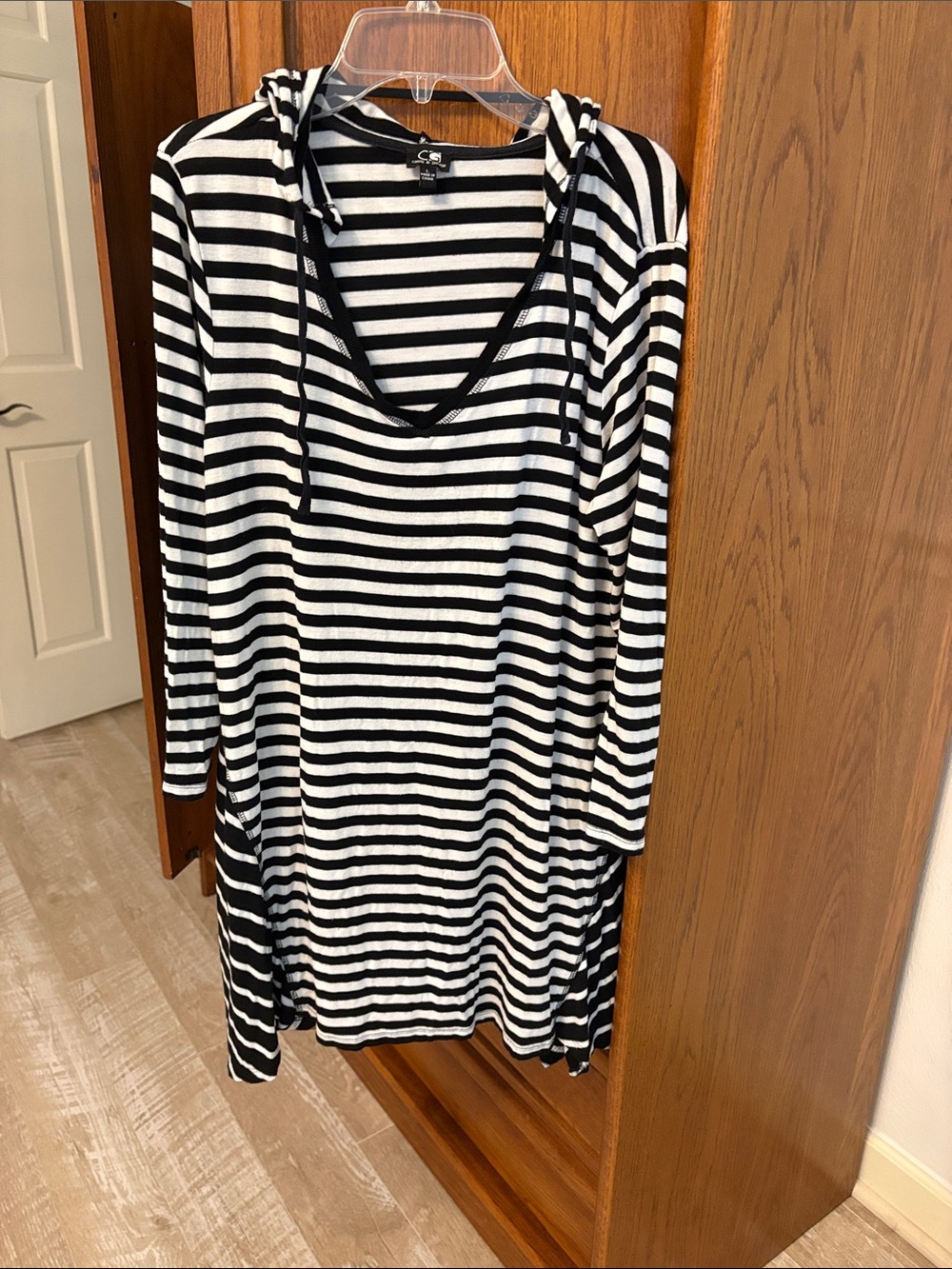 Cable & Gauge Black and White Striped Hooded Tunic